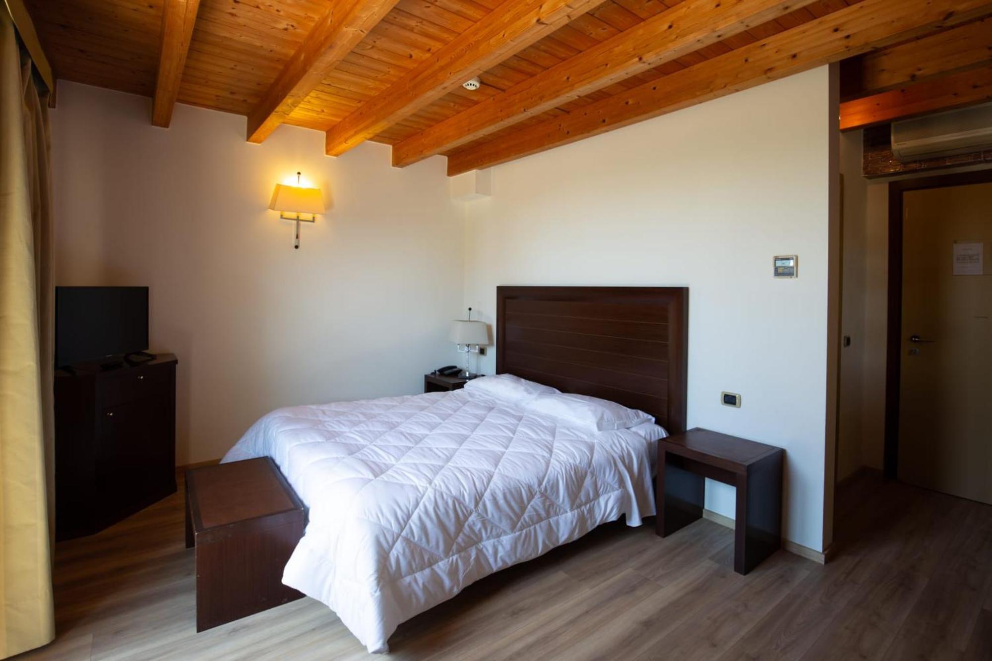 Tenuta Molino Dei Sassi Zevio Exteriör bild